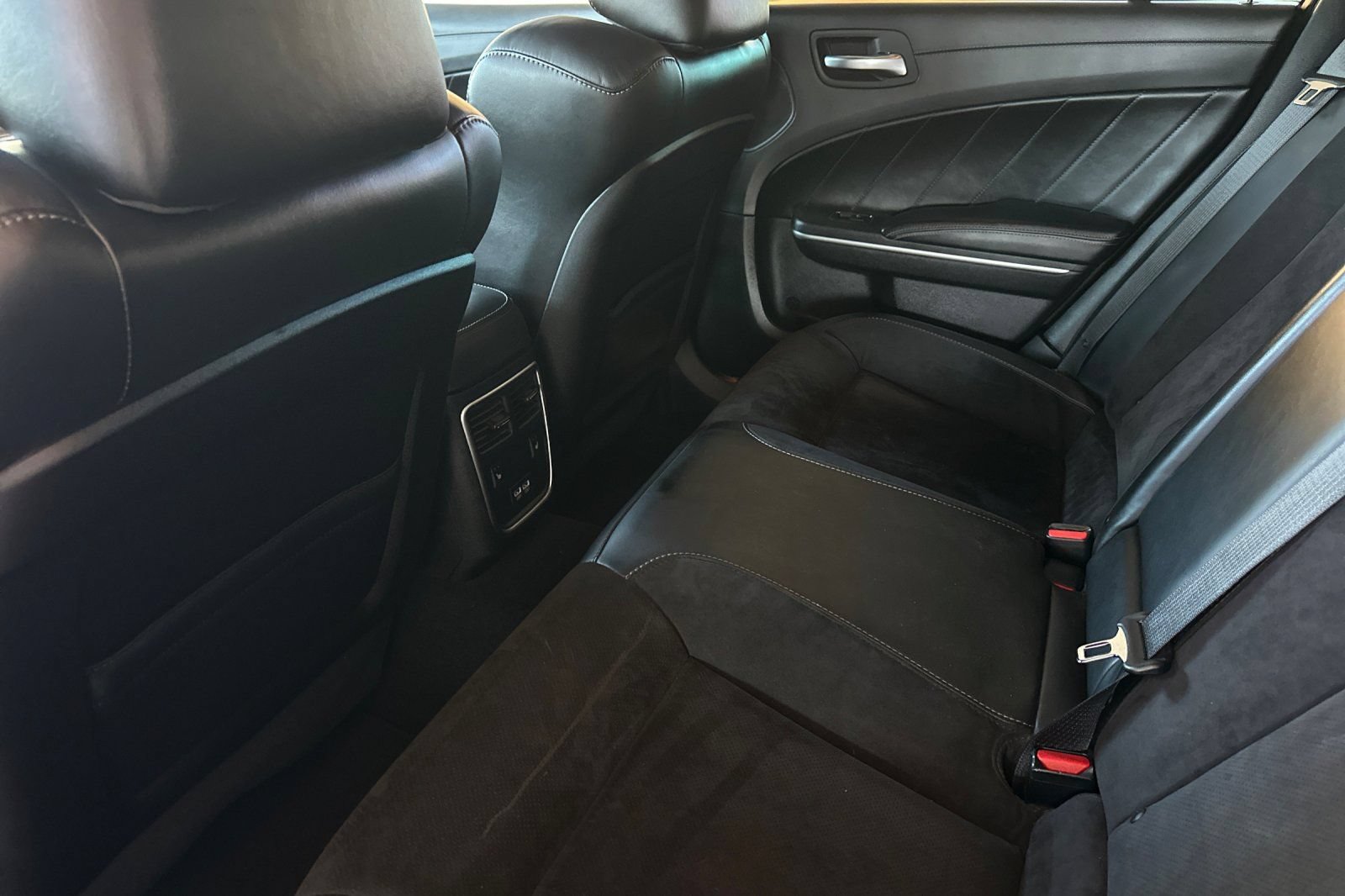 Used 2019 Dodge Charger GT w/ Plus Group RWD image 11
