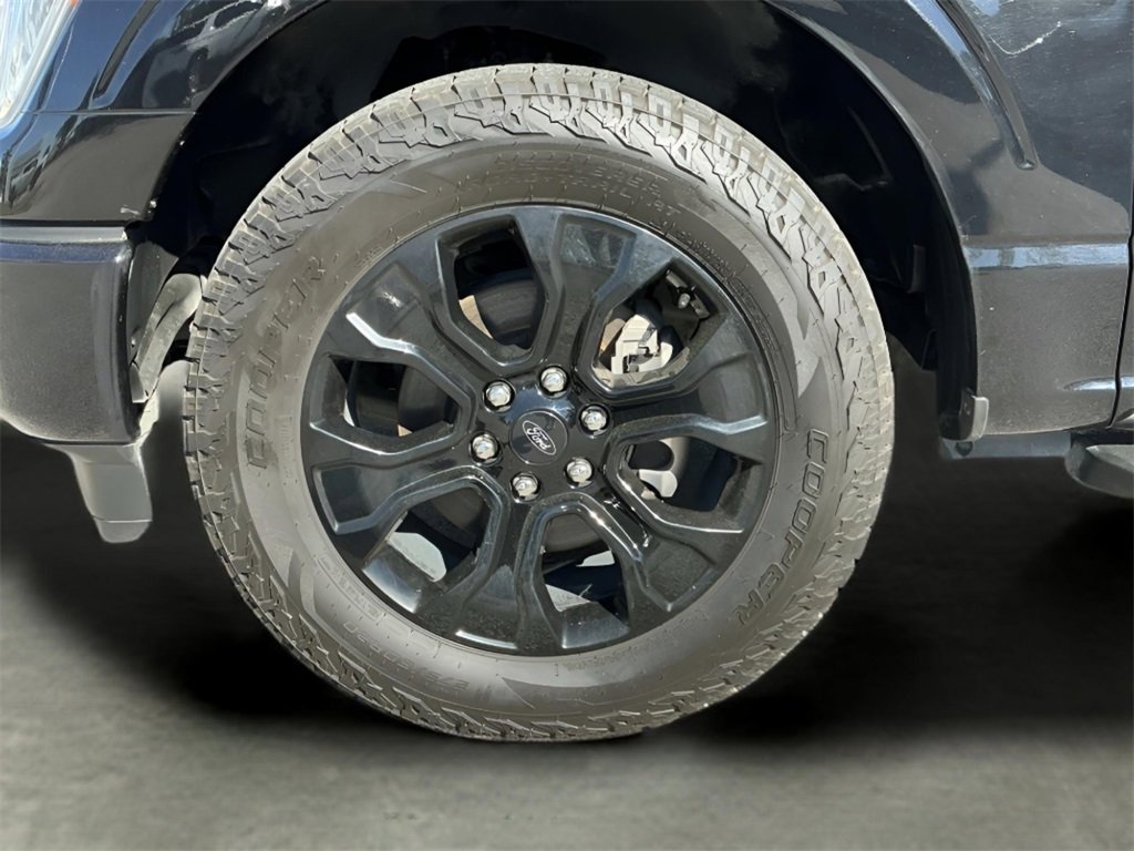 Certified 2022 Ford F150 XL w/ STX Black Appearance Package image 27