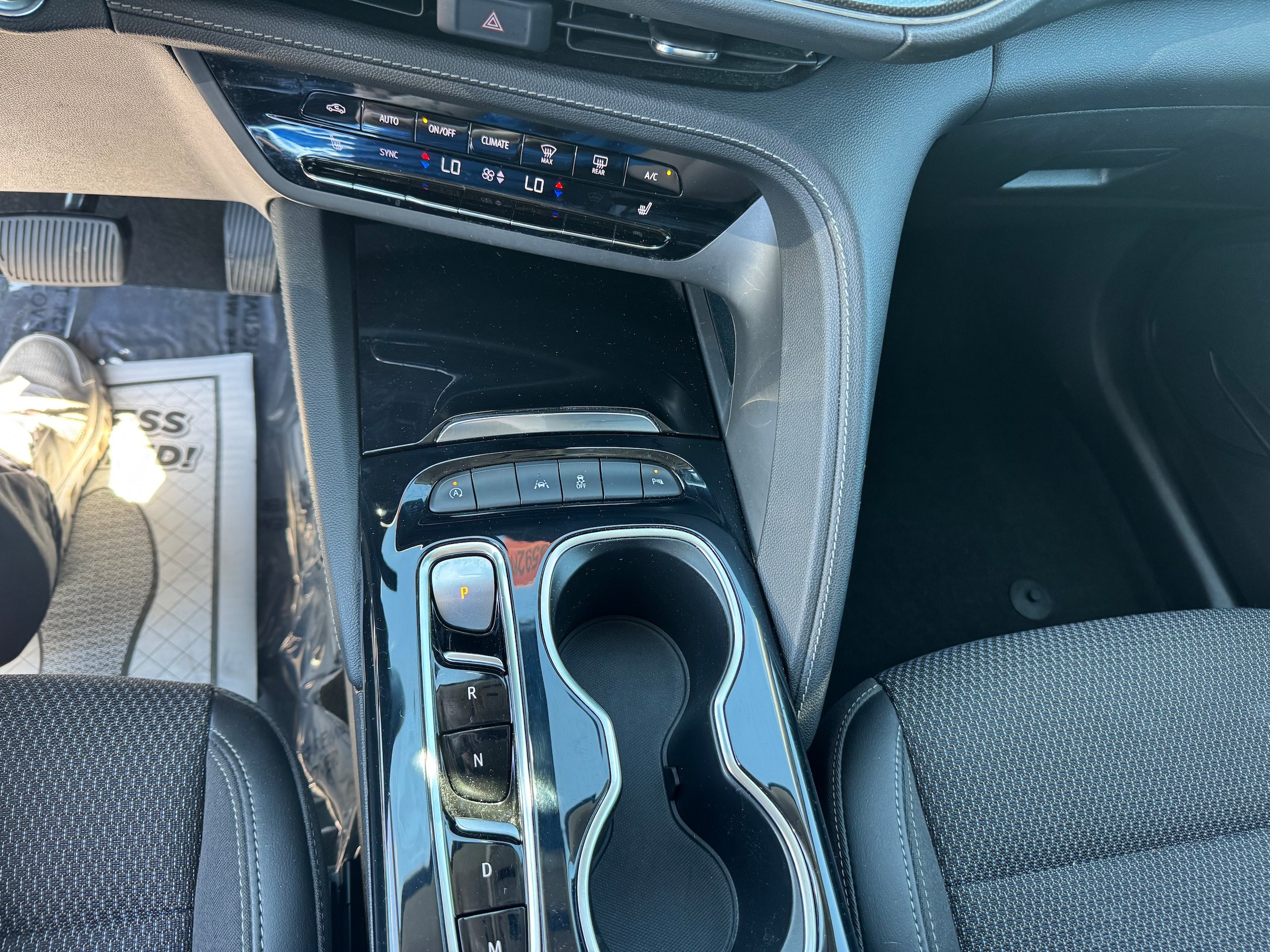 Used 2021 Buick Envision Preferred FWD image 14