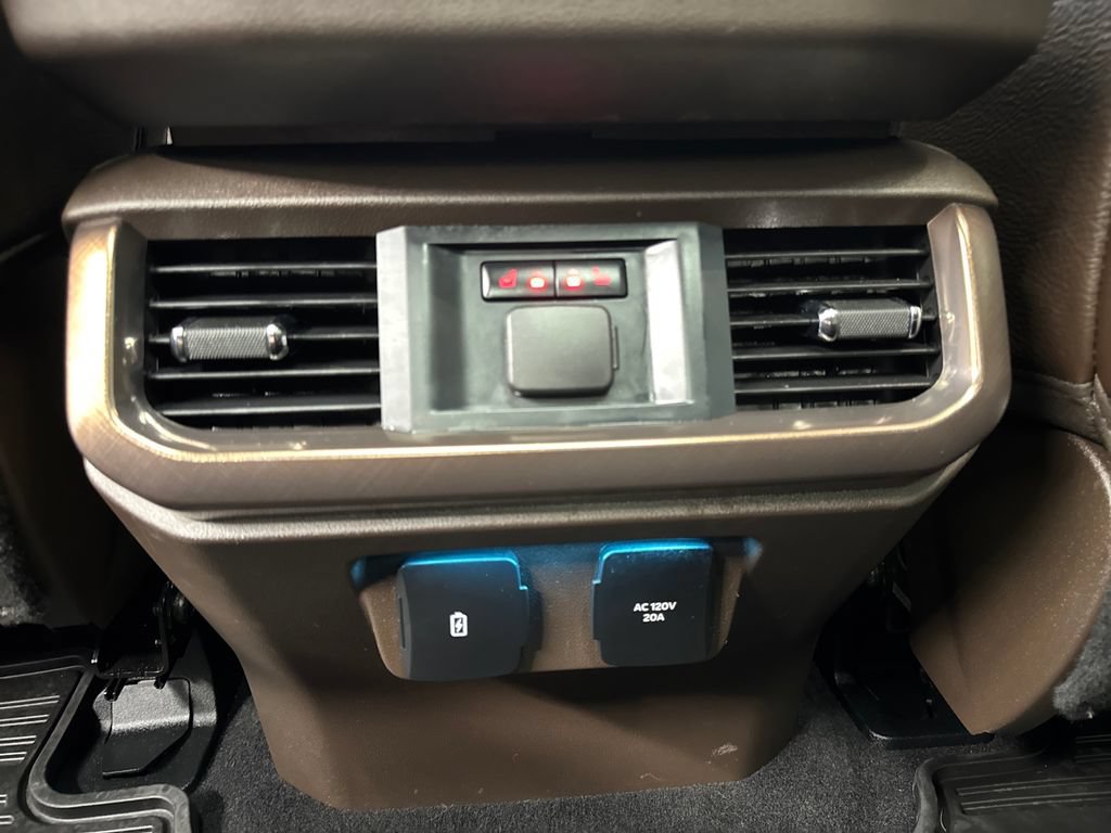 Certified 2025 Ford F150 King Ranch AWD/4WD image 36
