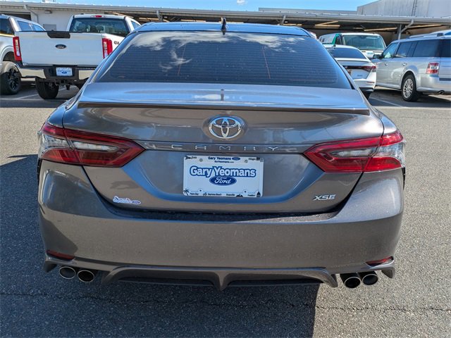 Used 2021 Toyota Camry XSE image 4