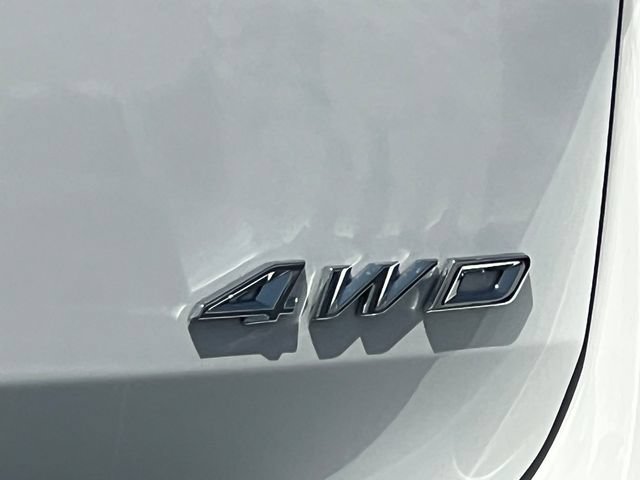 Certified 2023 Ford Explorer XLT w/ Equipment Group 202A AWD/4WD image 10