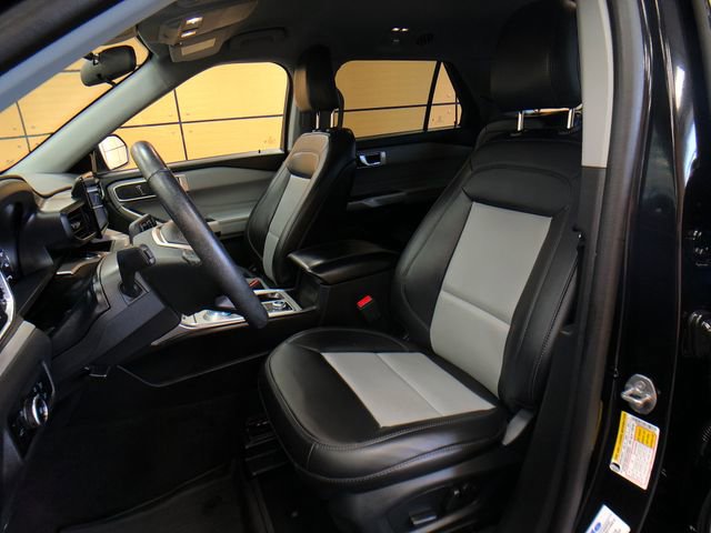 Certified 2024 Ford Explorer XLT w/ Equipment Group 202A AWD/4WD image 10