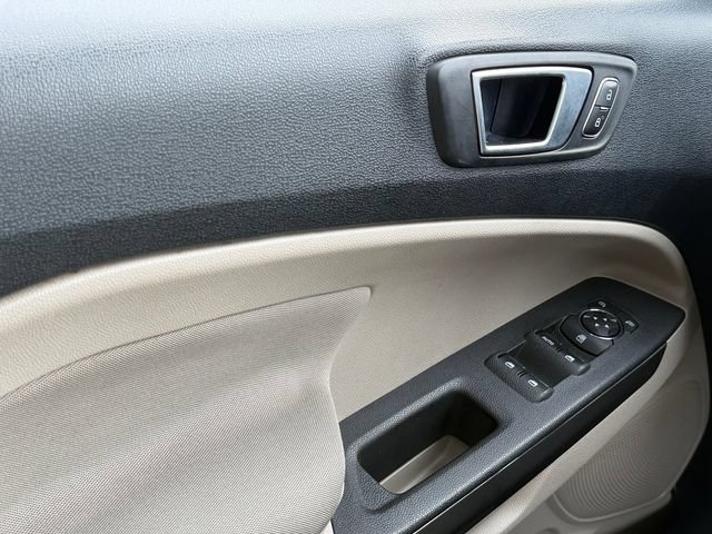 Certified 2018 Ford EcoSport SE w/ SE Convenience Package FWD image 33