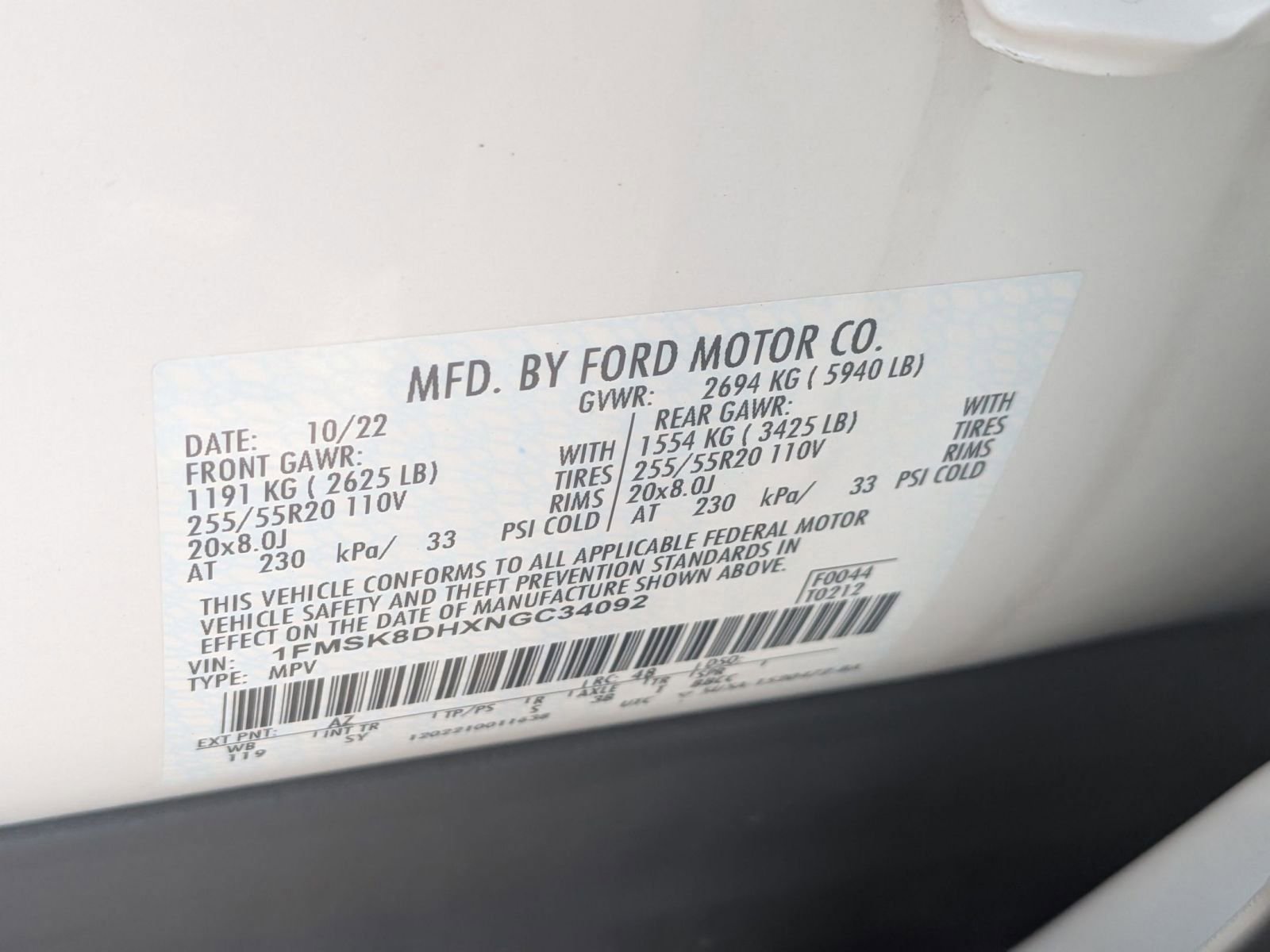 Certified 2022 Ford Explorer XLT w/ Equipment Group 202A AWD/4WD image 36