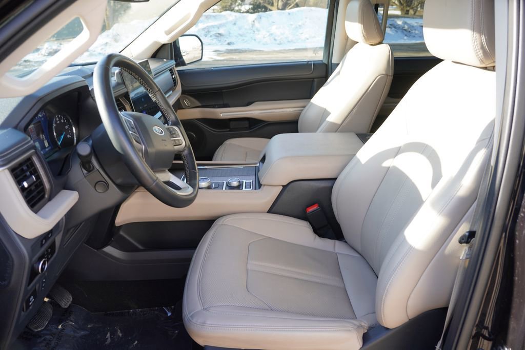 Certified 2024 Ford Expedition Max Limited AWD/4WD image 16
