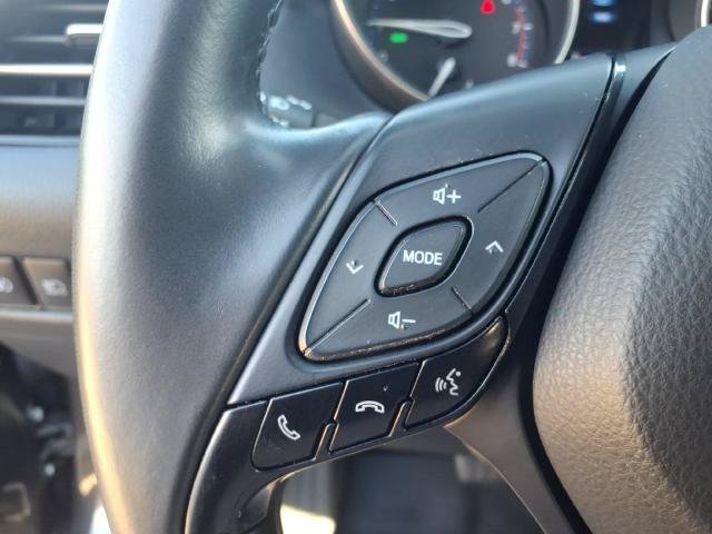 Used 2019 Toyota C-HR Limited FWD image 19