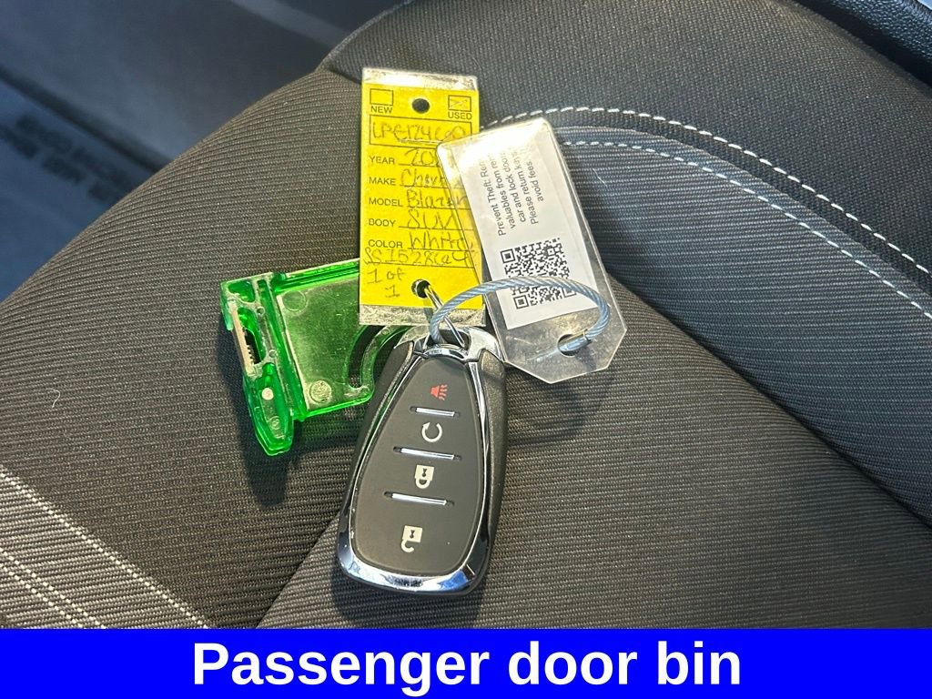 Used 2025 Chevrolet Blazer LT image 41