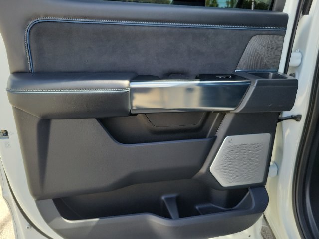 Certified 2025 Ford F250 Platinum AWD/4WD image 15