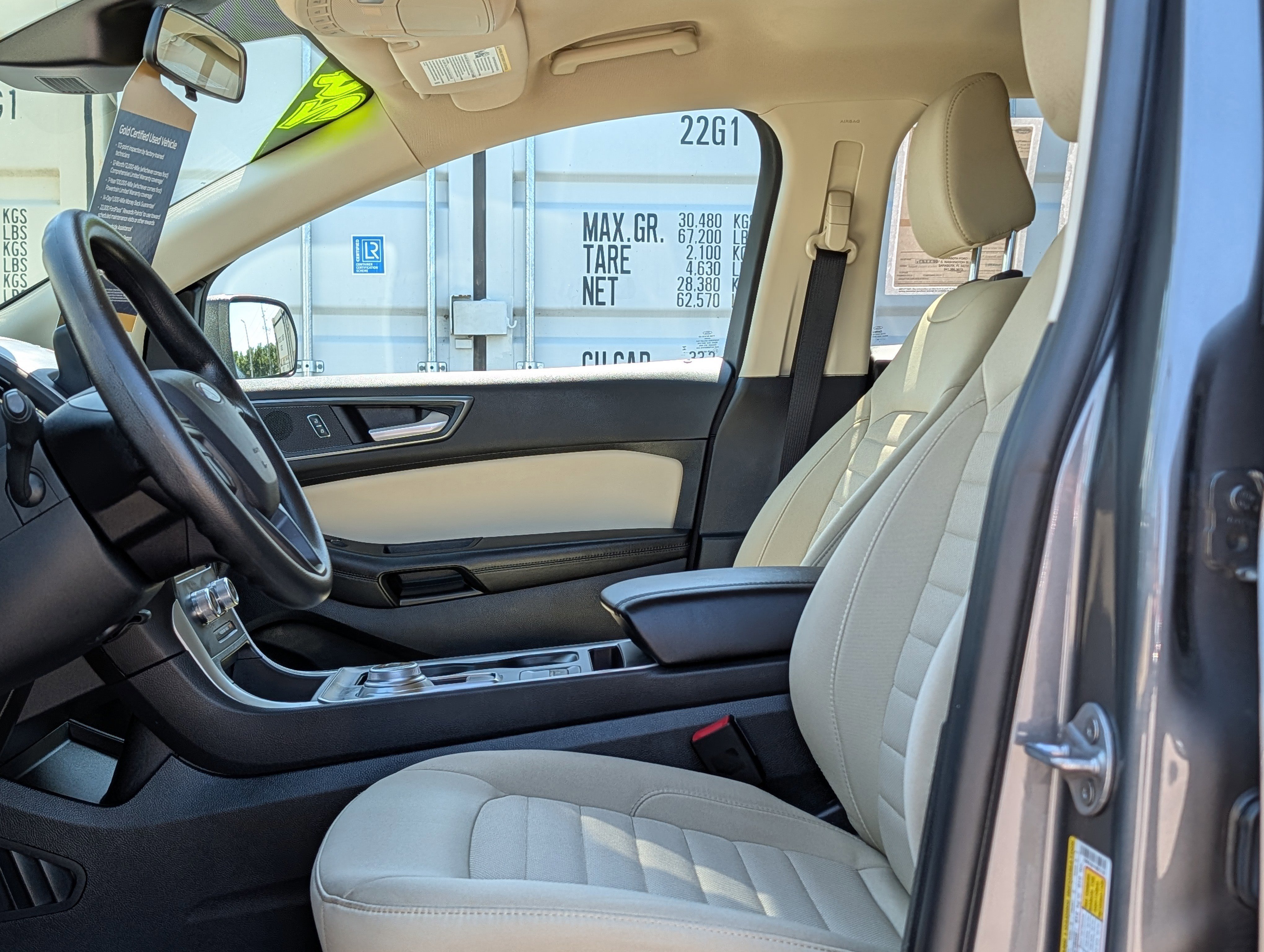 Certified 2024 Ford Edge SE image 20