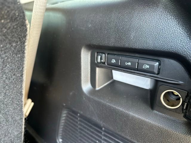 Certified 2021 Ford Explorer Limited w/ Hybrid Equipment Group 310A image 30