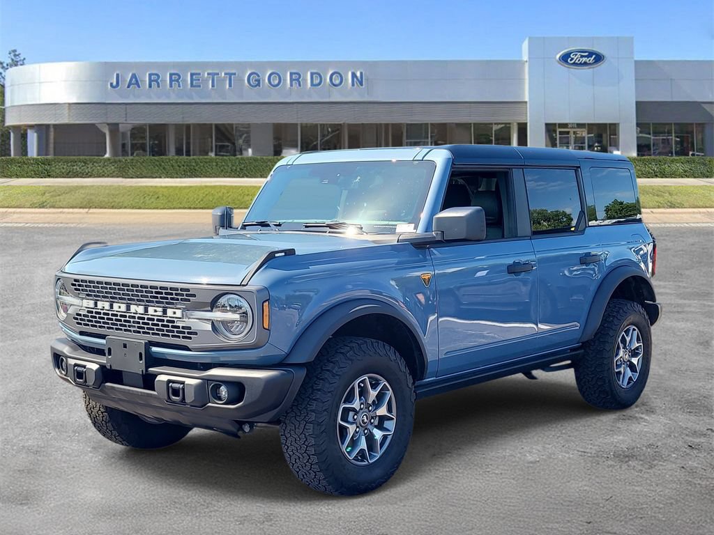 Certified 2025 Ford Bronco Badlands AWD/4WD image 2