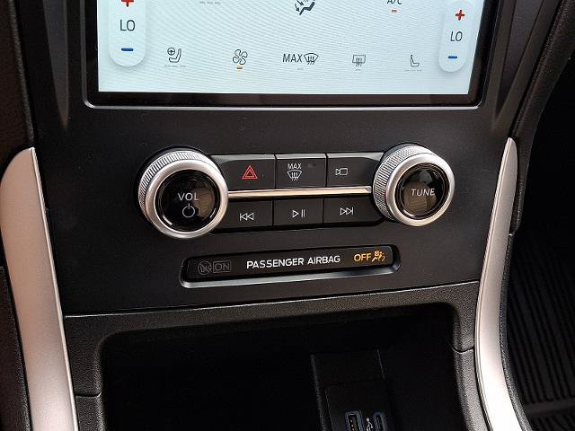 Certified 2024 Ford Edge SEL w/ Convenience Package AWD/4WD image 15