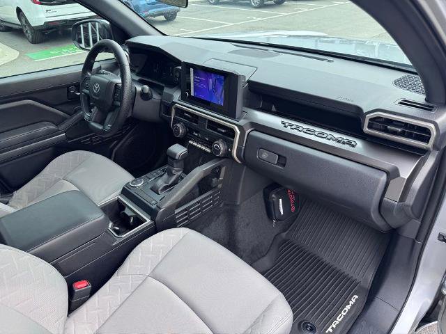 Used 2025 Toyota Tacoma SR5 image 23