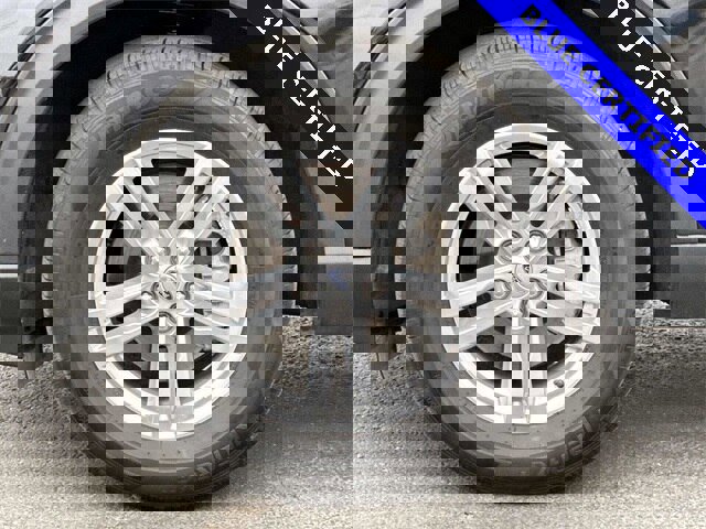 Certified 2023 Ford Explorer XLT w/ Equipment Group 202A image 6