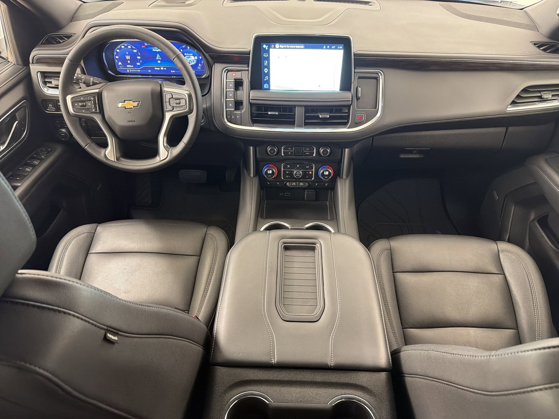 Used 2023 Chevrolet Tahoe LT w/ Luxury Package image 16