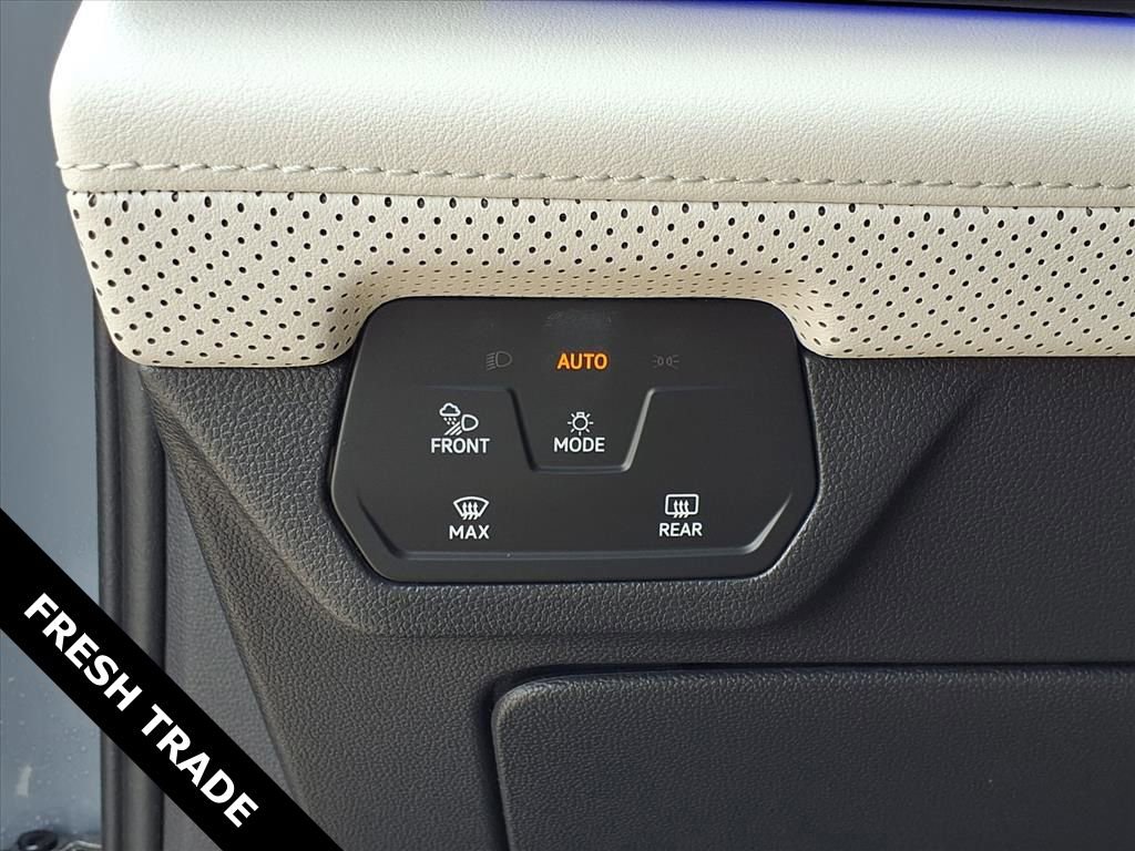 Used 2024 Volkswagen Atlas Cross Sport SEL Premium R-Line AWD/4WD image 22