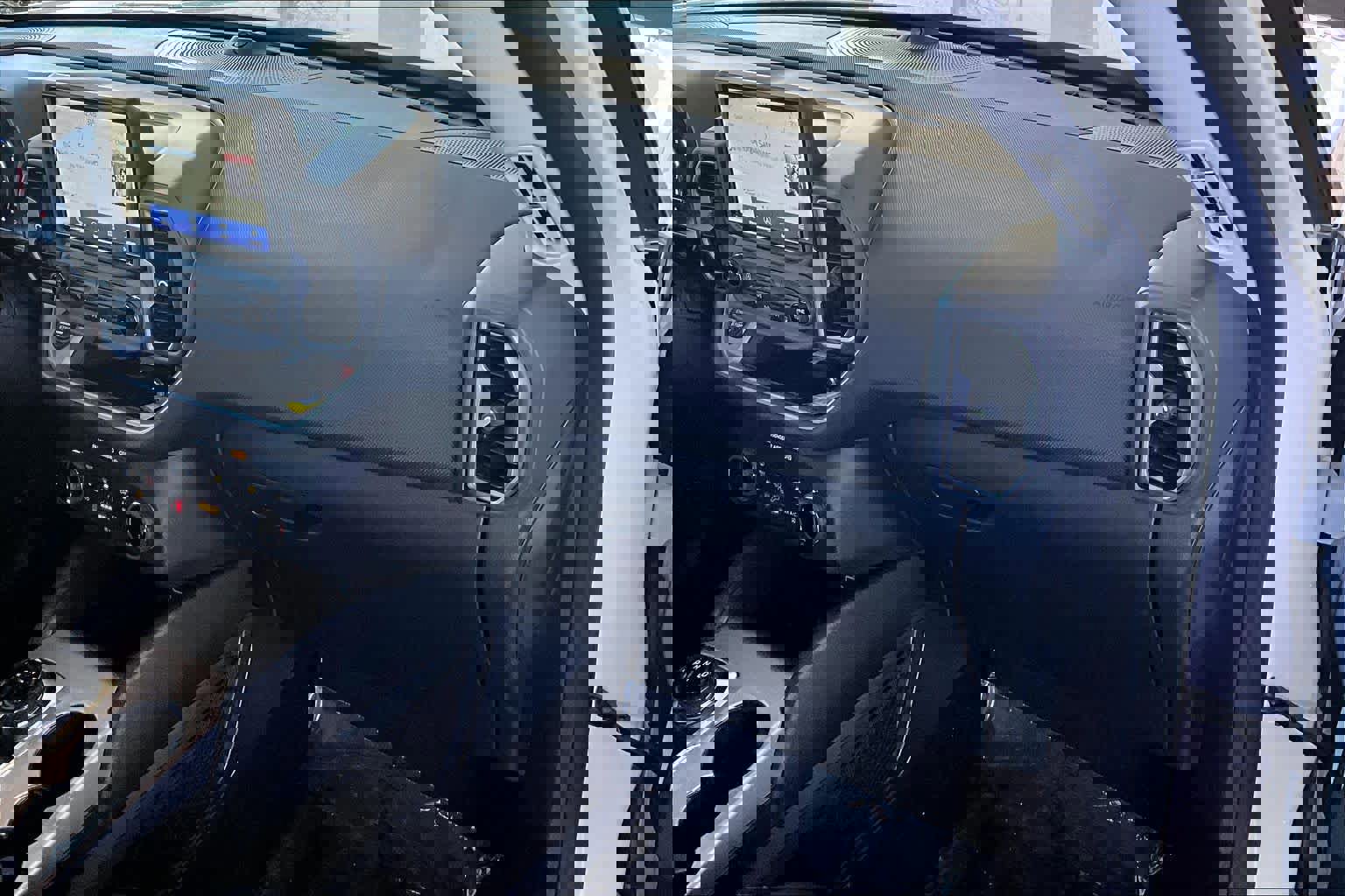 Certified 2022 Ford Bronco Sport Outer Banks w/ Tech Package image 18