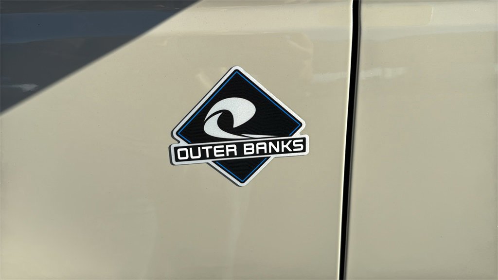 Certified 2025 Ford Bronco Outer Banks image 8