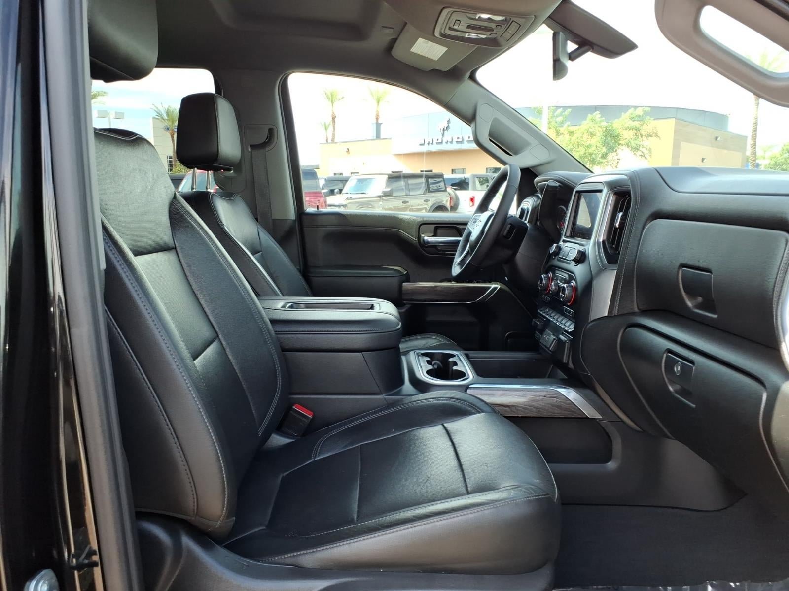 Used 2020 Chevrolet Silverado 1500 LTZ w/ LTZ Plus Package AWD/4WD image 11