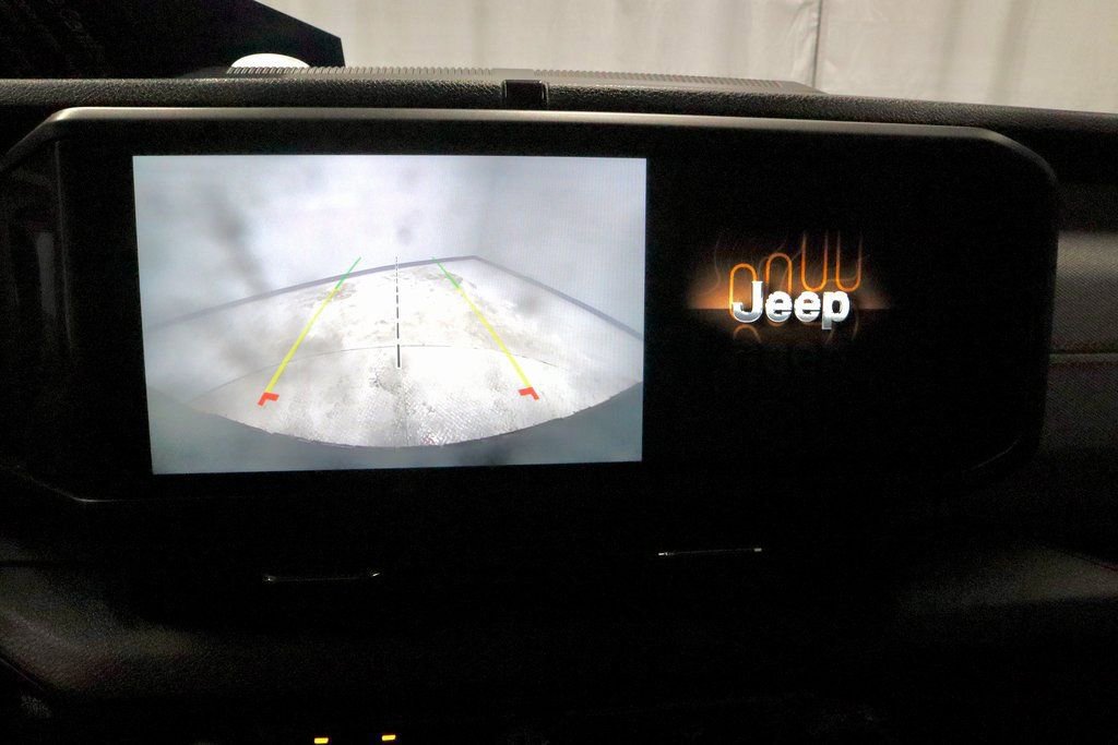 Used 2025 Jeep Wrangler Willys 4xe image 9