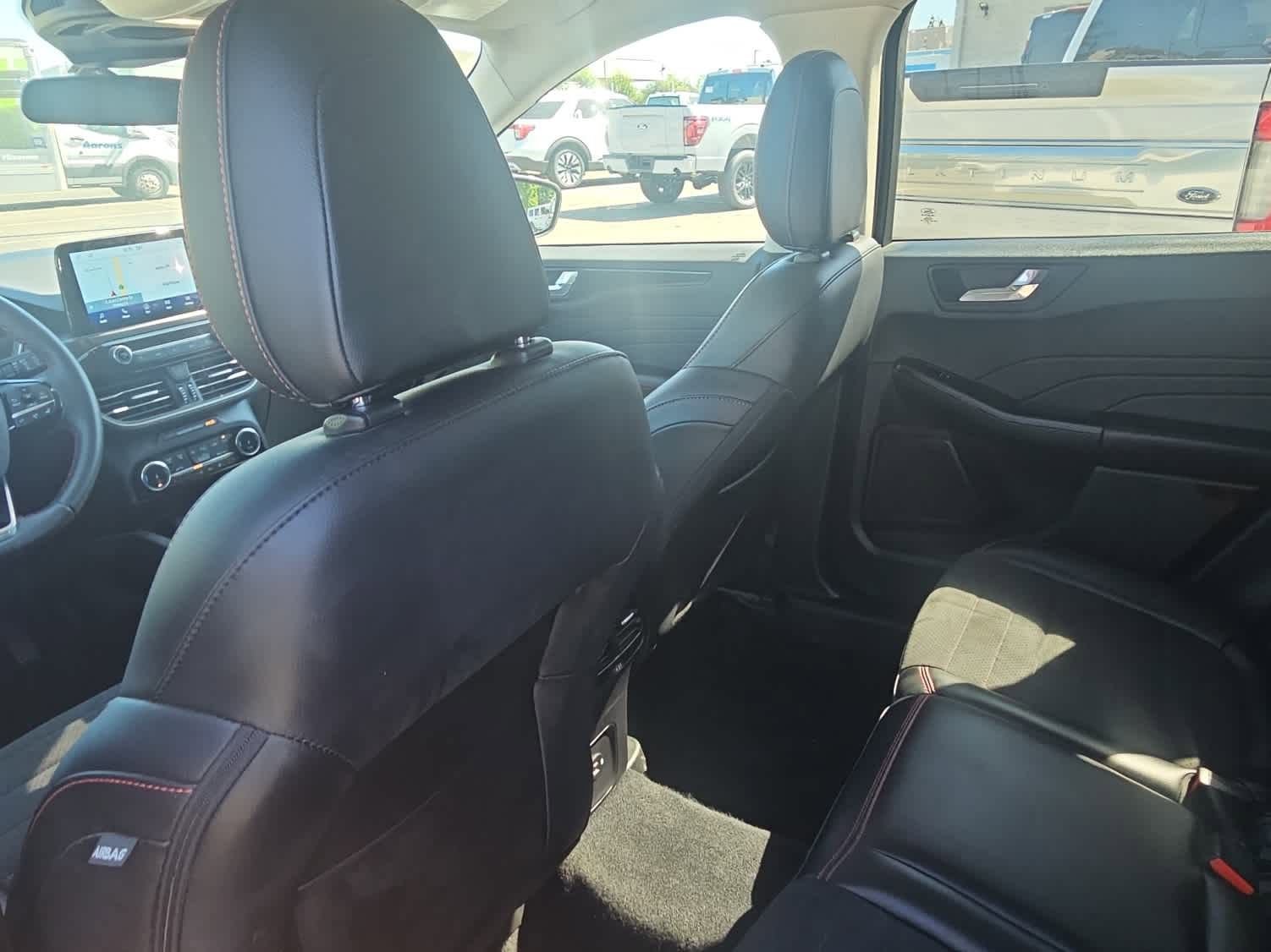 Certified 2022 Ford Escape SEL w/ SEL Stealth AWD Package image 11