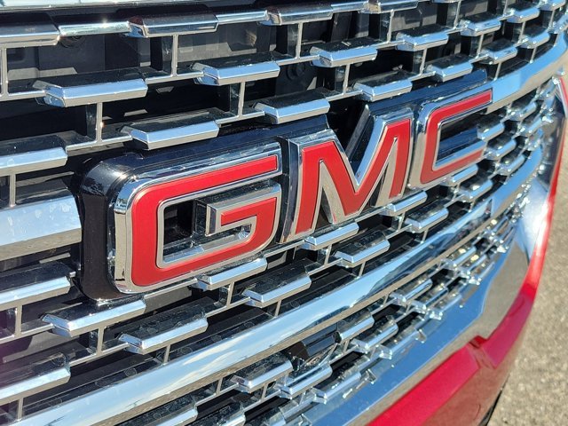 Used 2023 GMC Acadia Denali w/ Denali Ultimate Package image 7