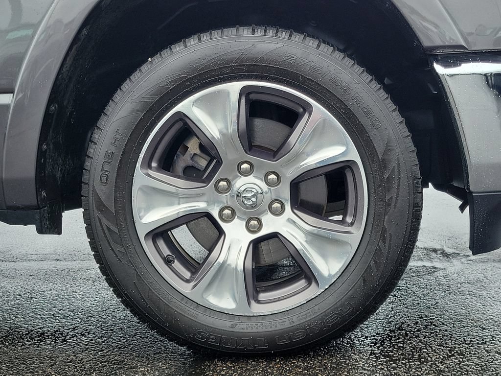 Used 2022 RAM 1500 Laramie AWD/4WD image 9