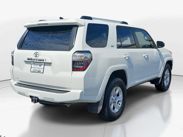 Used 2023 Toyota 4Runner SR5 Premium w/ Moonroof Package RWD image 4