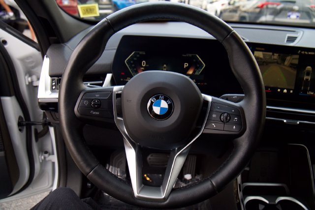Used 2026 BMW X2 xDrive28i AWD/4WD image 18