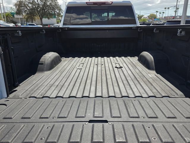 Used 2025 Chevrolet Silverado 3500 High Country w/ Technology Package image 9