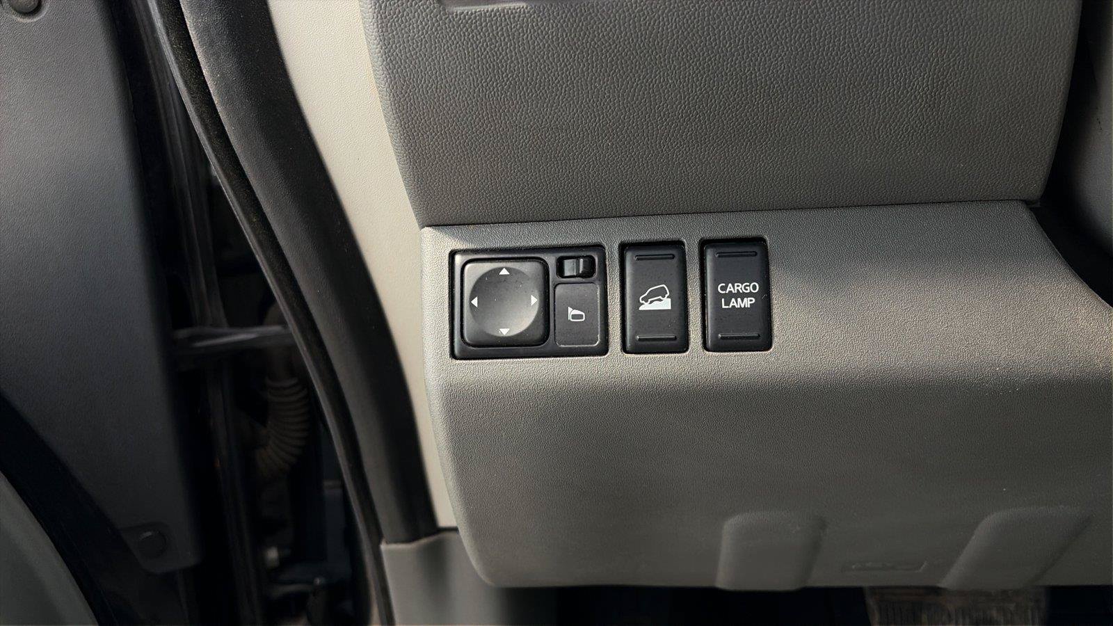 Used 2021 Nissan Frontier SV w/ Midnight Edition Floor Mats AWD/4WD image 21