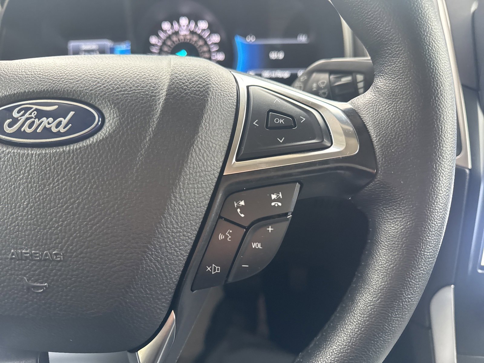 Certified 2024 Ford Edge SEL w/ Convenience Package image 28