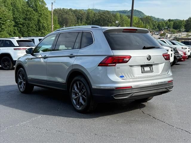Used 2023 Volkswagen Tiguan SE FWD image 6