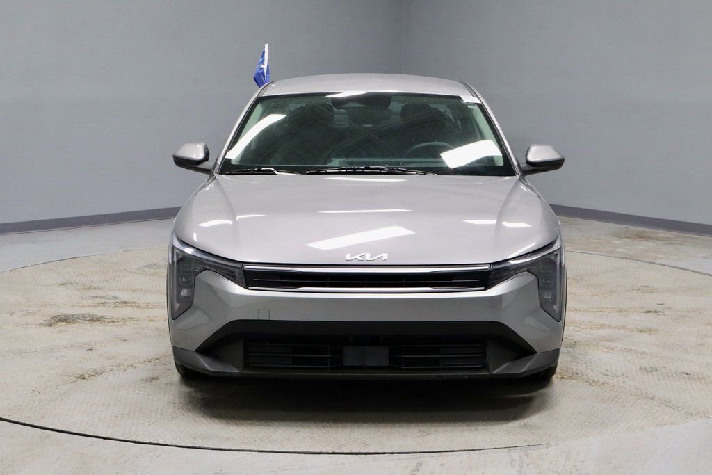 Used 2025 Kia K4 LXS image 8
