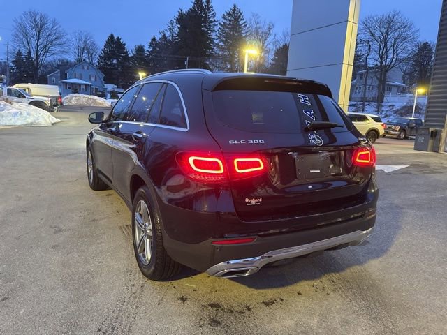 Used 2021 Mercedes-Benz GLC 300 4MATIC image 7