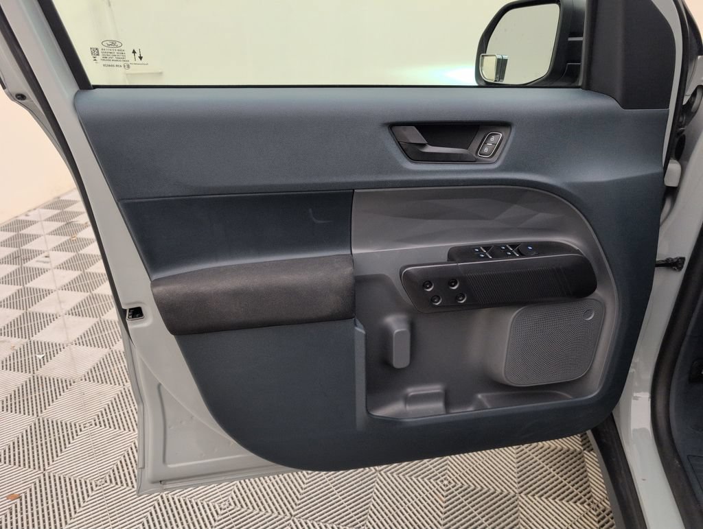 Certified 2023 Ford Maverick XL FWD image 29