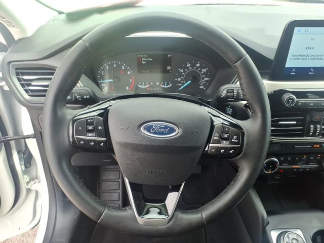 Certified 2022 Ford Escape SEL AWD/4WD image 17