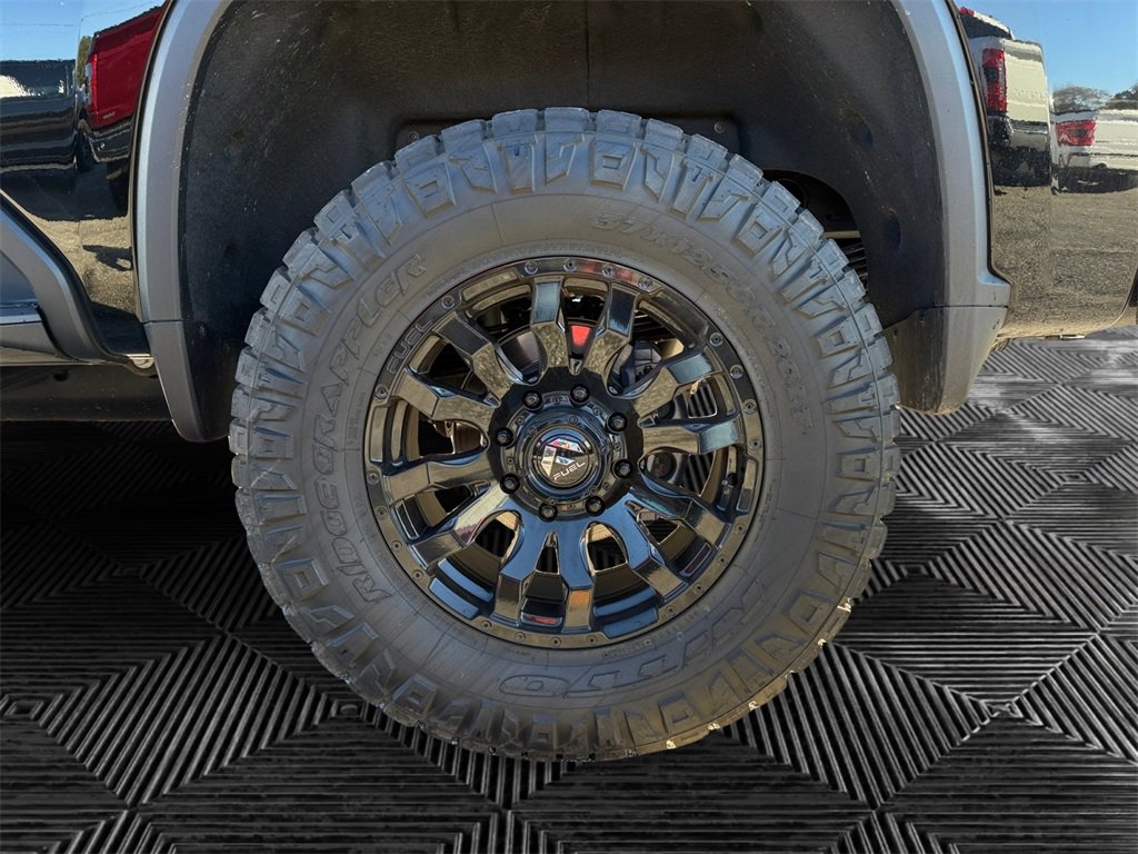 Used 2024 Chevrolet Silverado 2500 High Country image 14