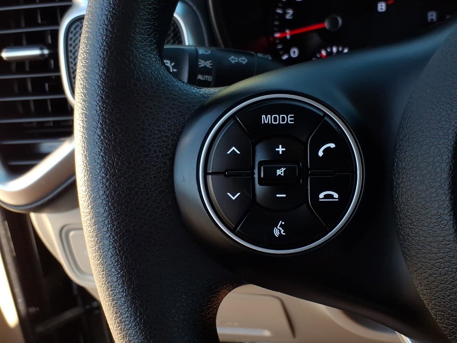 Used 2020 Kia Soul LX image 22