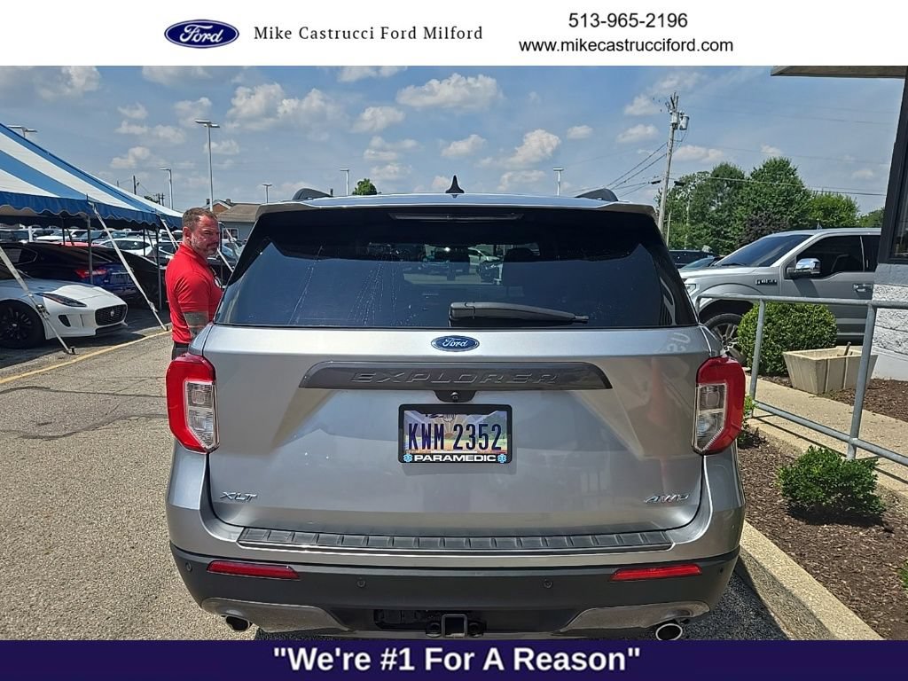 Certified 2021 Ford Explorer XLT w/ Equipment Group 202A AWD/4WD image 6