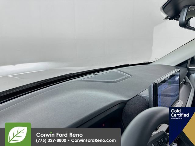 Certified 2025 Ford Explorer Platinum w/ Ultimate Package AWD/4WD image 12