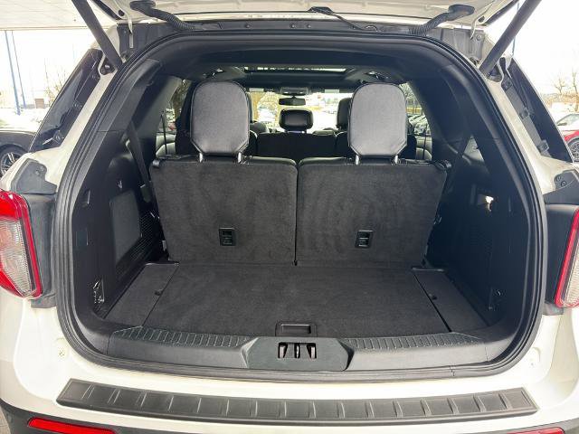 Certified 2021 Ford Explorer ST w/ ST Street Pack image 17