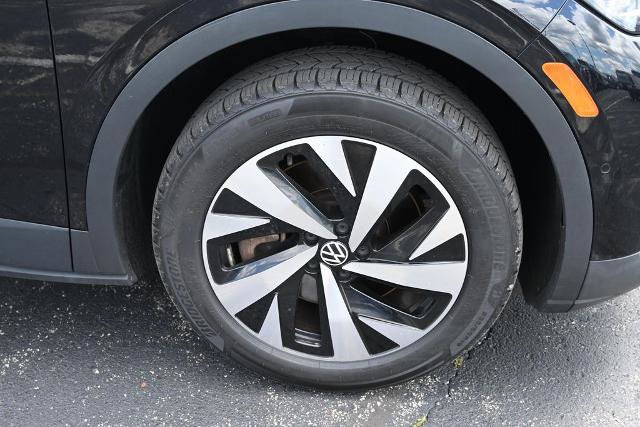Used 2023 Volkswagen ID.4 Pro AWD/4WD image 16