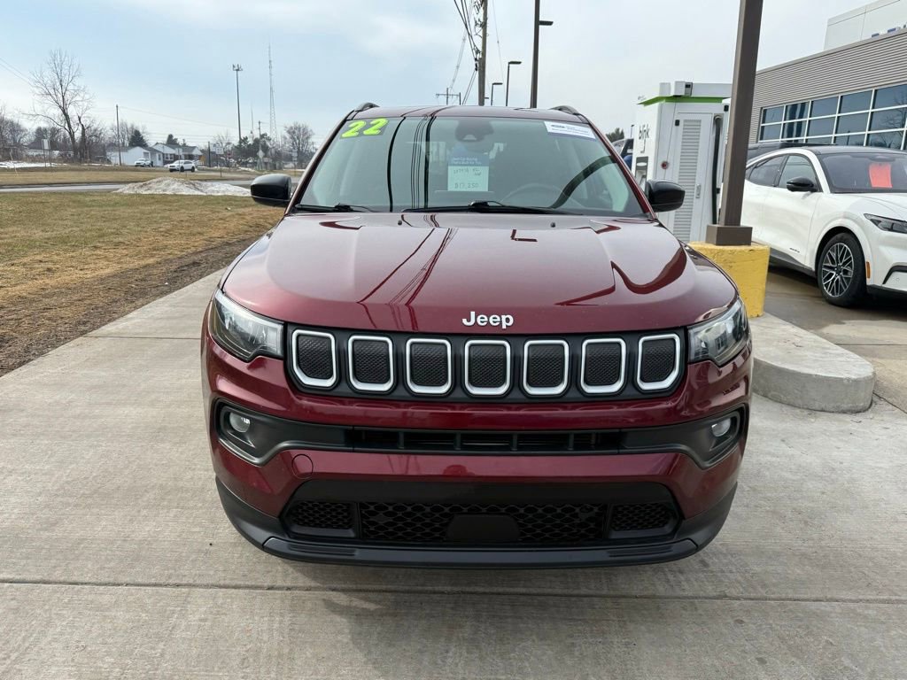 Used 2022 Jeep Compass Latitude w/ Sun and Sound Group image 6