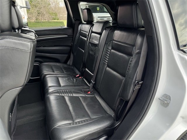 Used 2019 Jeep Grand Cherokee SRT image 32