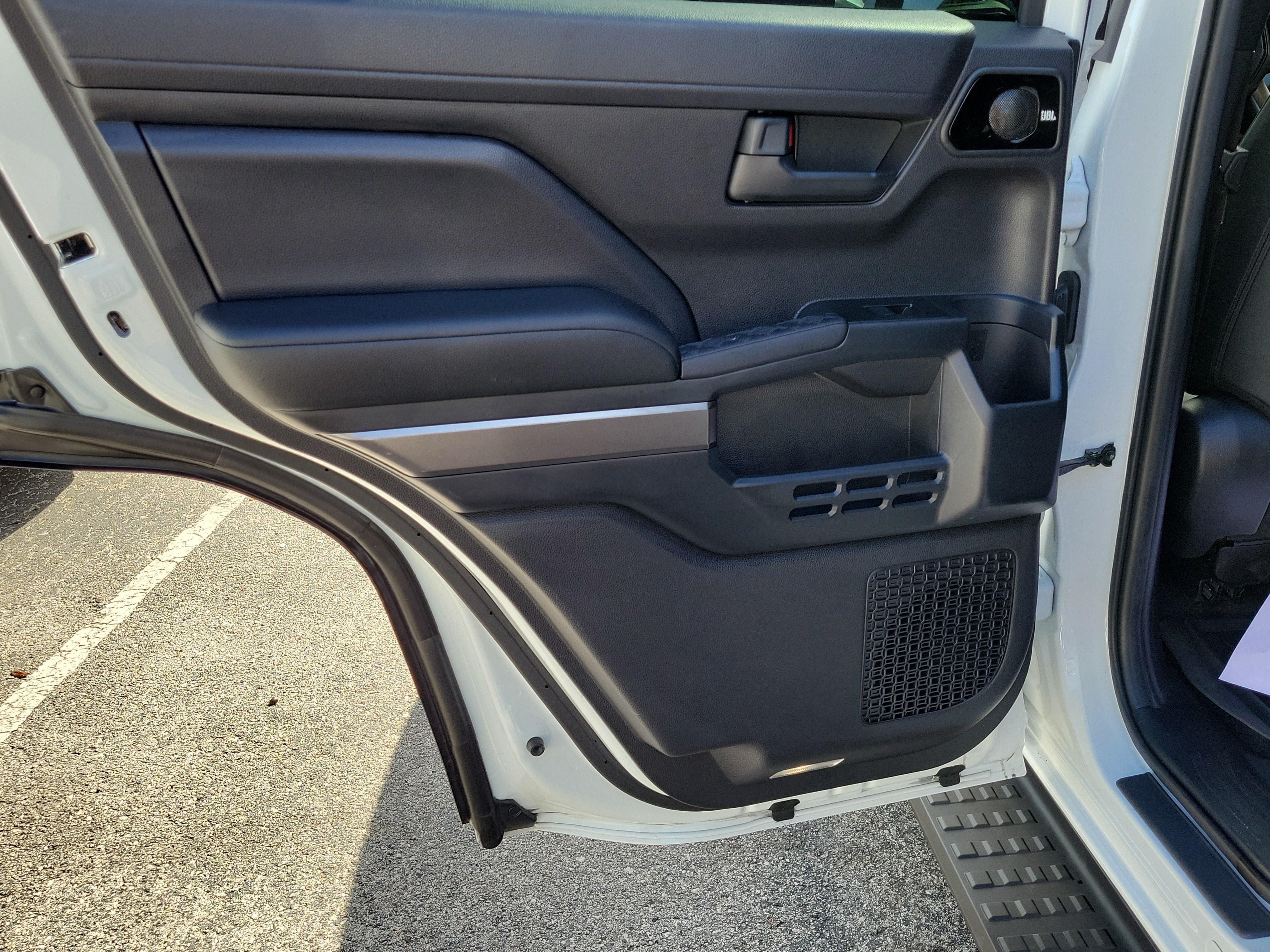 Used 2025 Toyota 4Runner TRD Off-Road Premium AWD/4WD image 11
