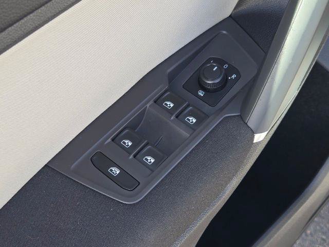 Used 2018 Volkswagen Tiguan S AWD/4WD image 20