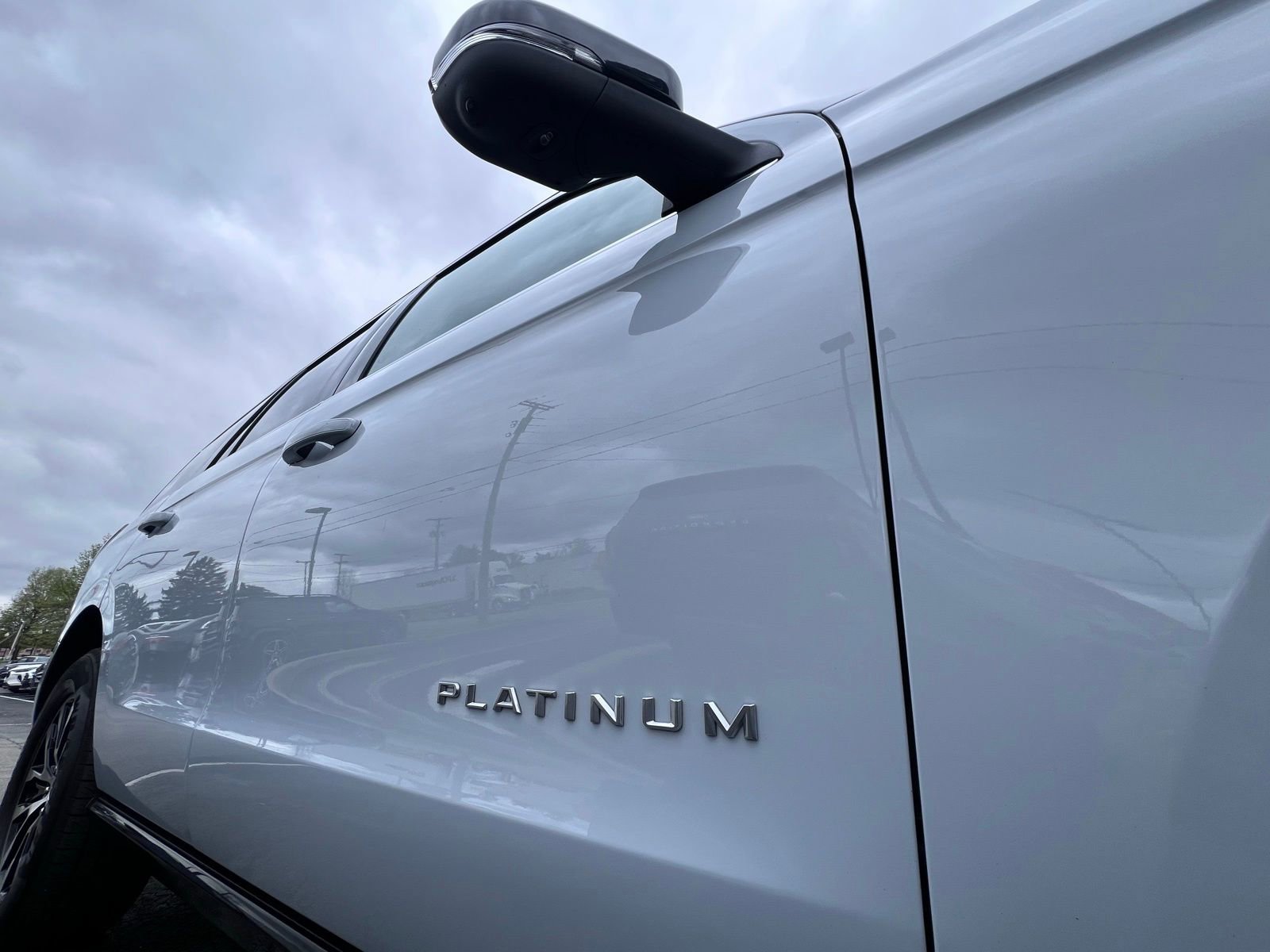 Certified 2025 Ford Expedition Platinum AWD/4WD image 30