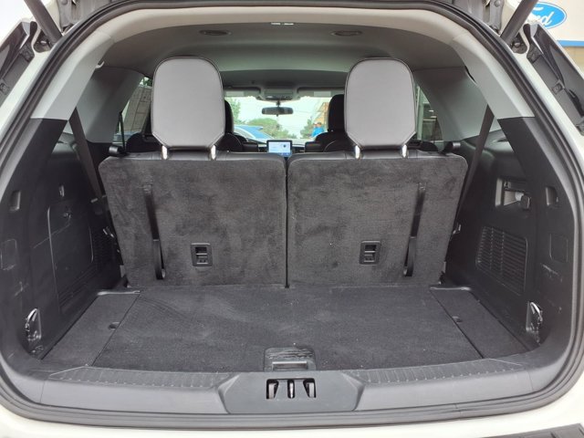Certified 2024 Ford Explorer XLT w/ Equipment Group 202A AWD/4WD image 21